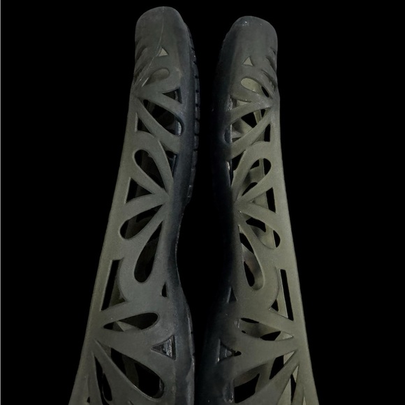 CROCS Women's Black Flats - Picture 4 of 5